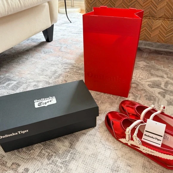 Onitsuka Mexico 66 Tgrs Red Women's Mary Jane Flats with Cream Trim - Picture 8 of 9